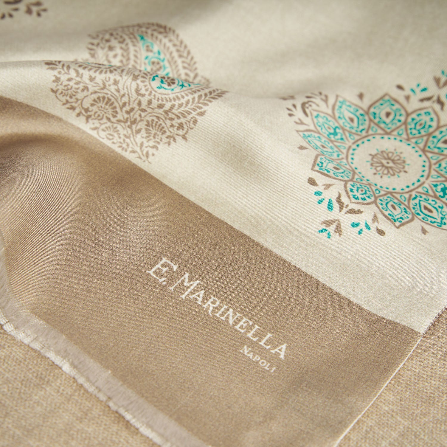 BEIGE DOUBLE SILK SCARF - Image 4
