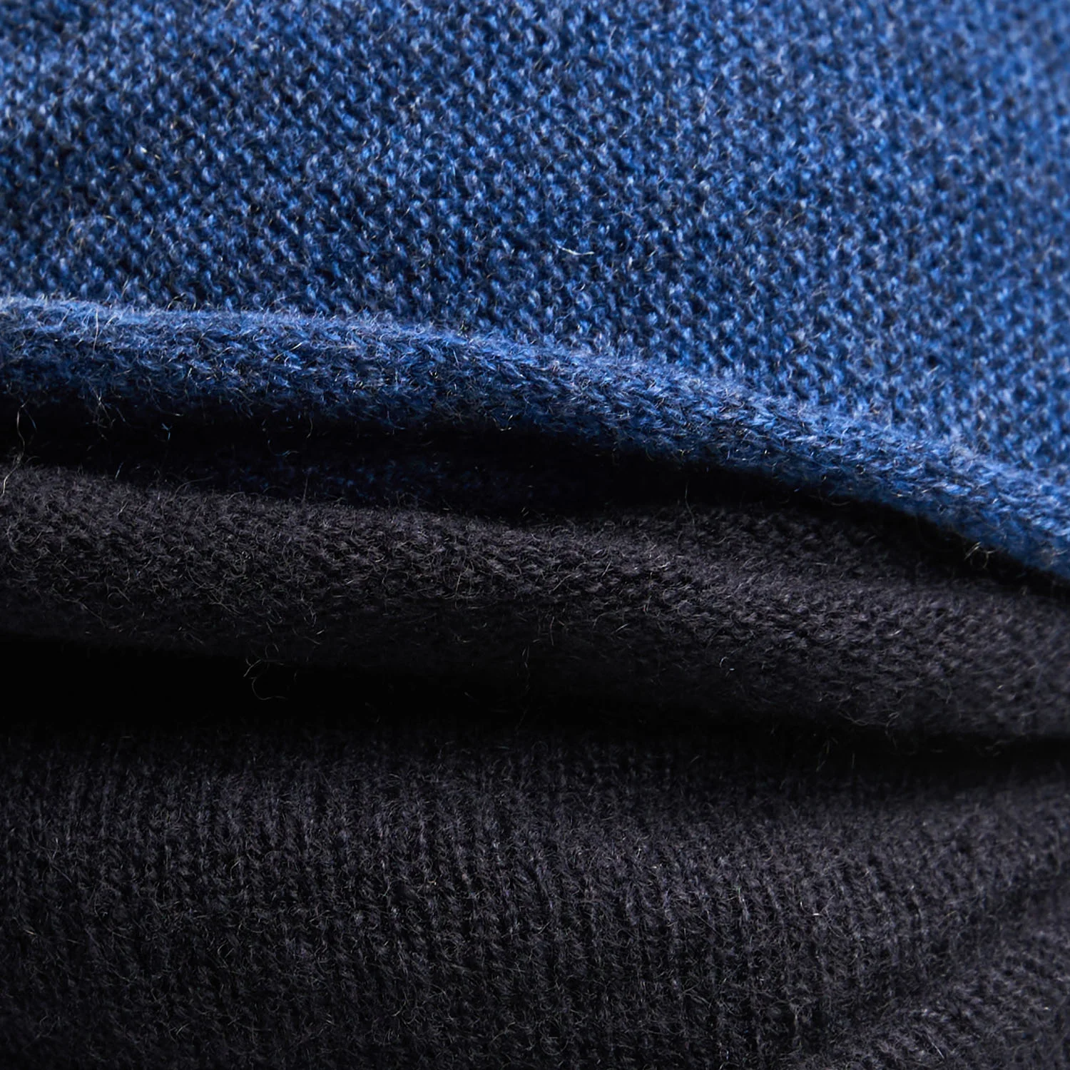 BLUE DOUBLE-KNIT WARMER - Image 3