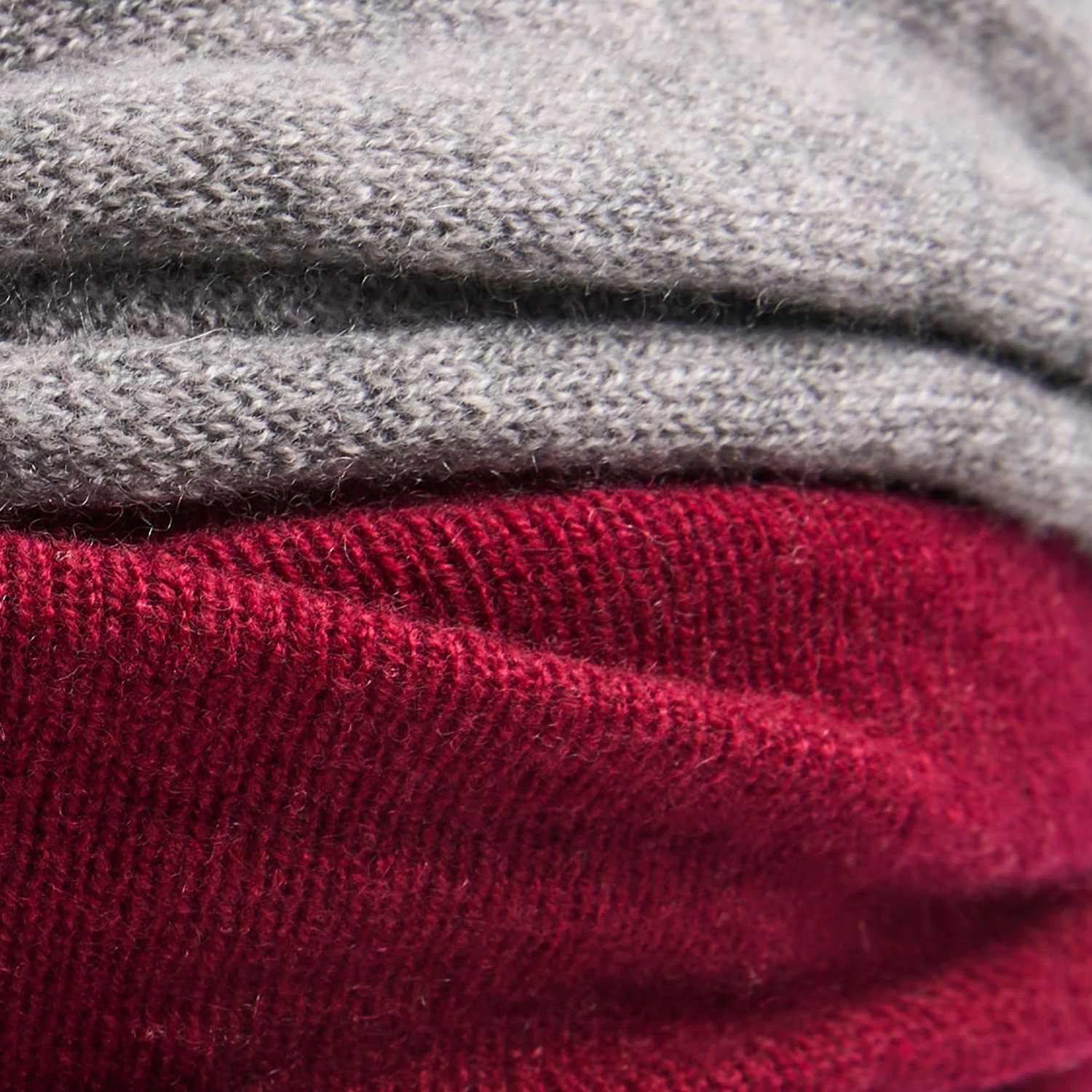 BURGUNDY AND DARK GREY DOUBLE-KNIT WARMER - Image 3