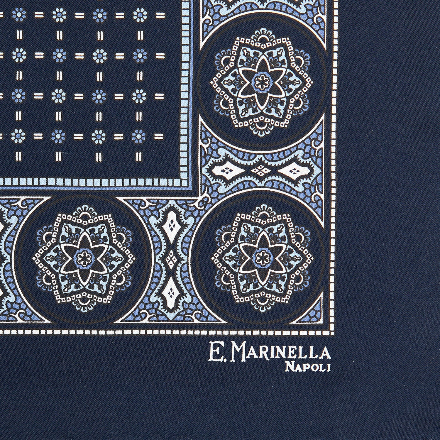 DARK BLUE HAND-PRINTED SILK POCKET SQUARE - Image 3