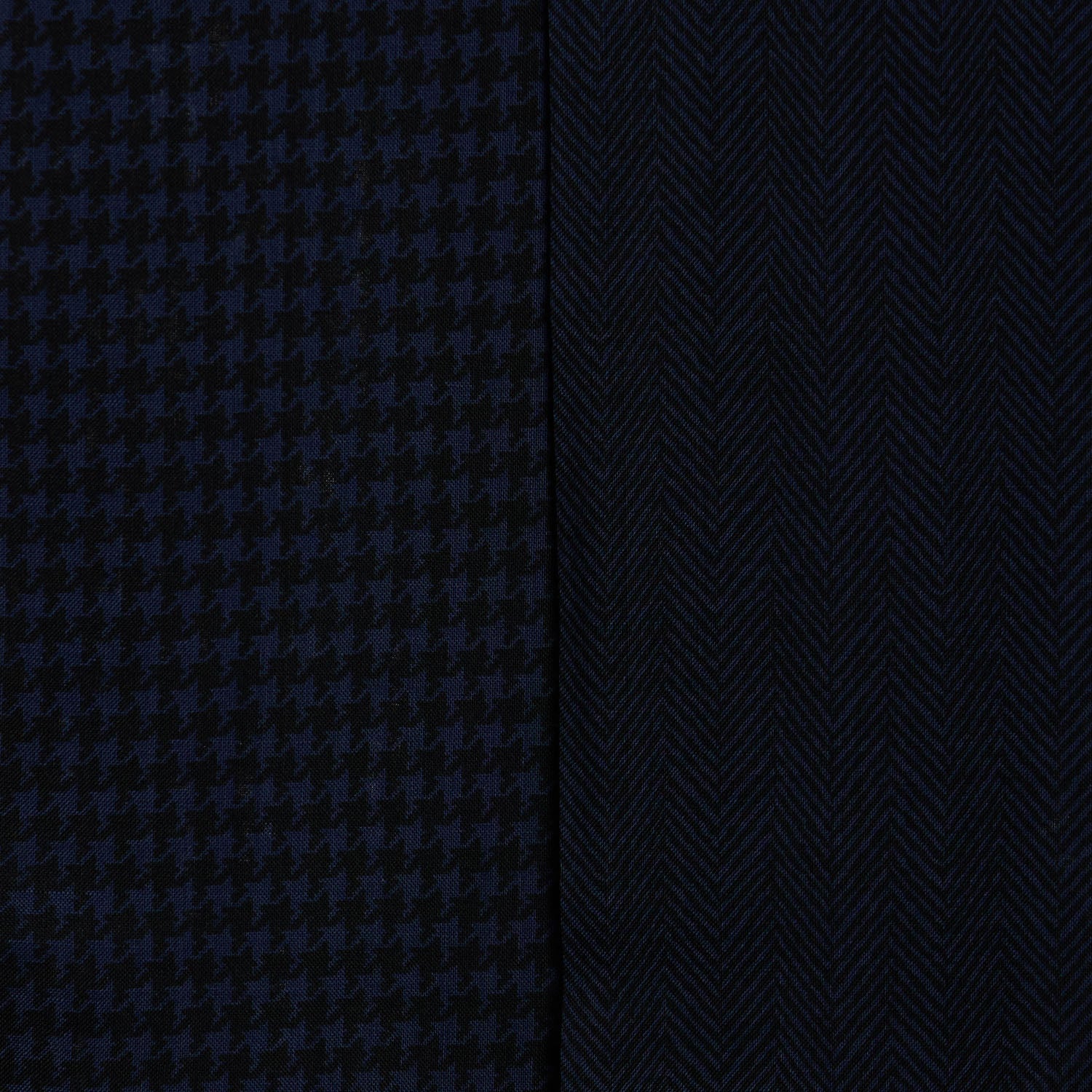 DARK BLUE WOOL AND SILK SCARF - Image 3