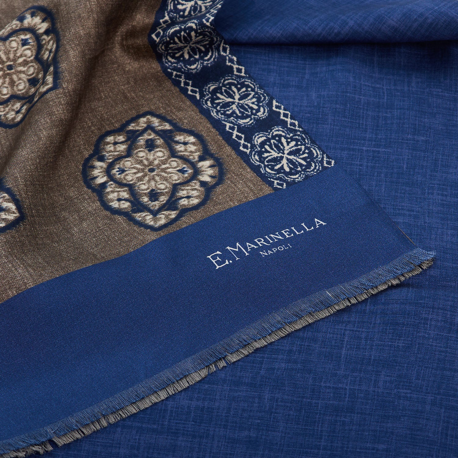 DARK BROWN DOUBLE SILK SCARF - Image 4