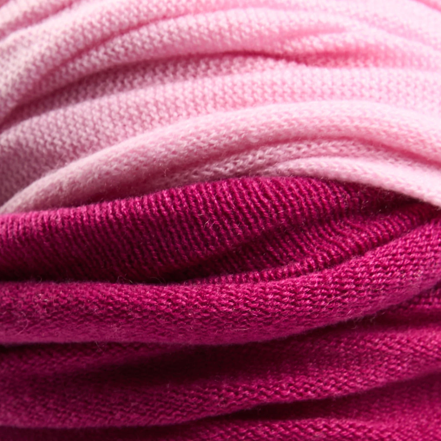 FUCHSIA AND PINK DOUBLE-KNIT WARMER - Image 3