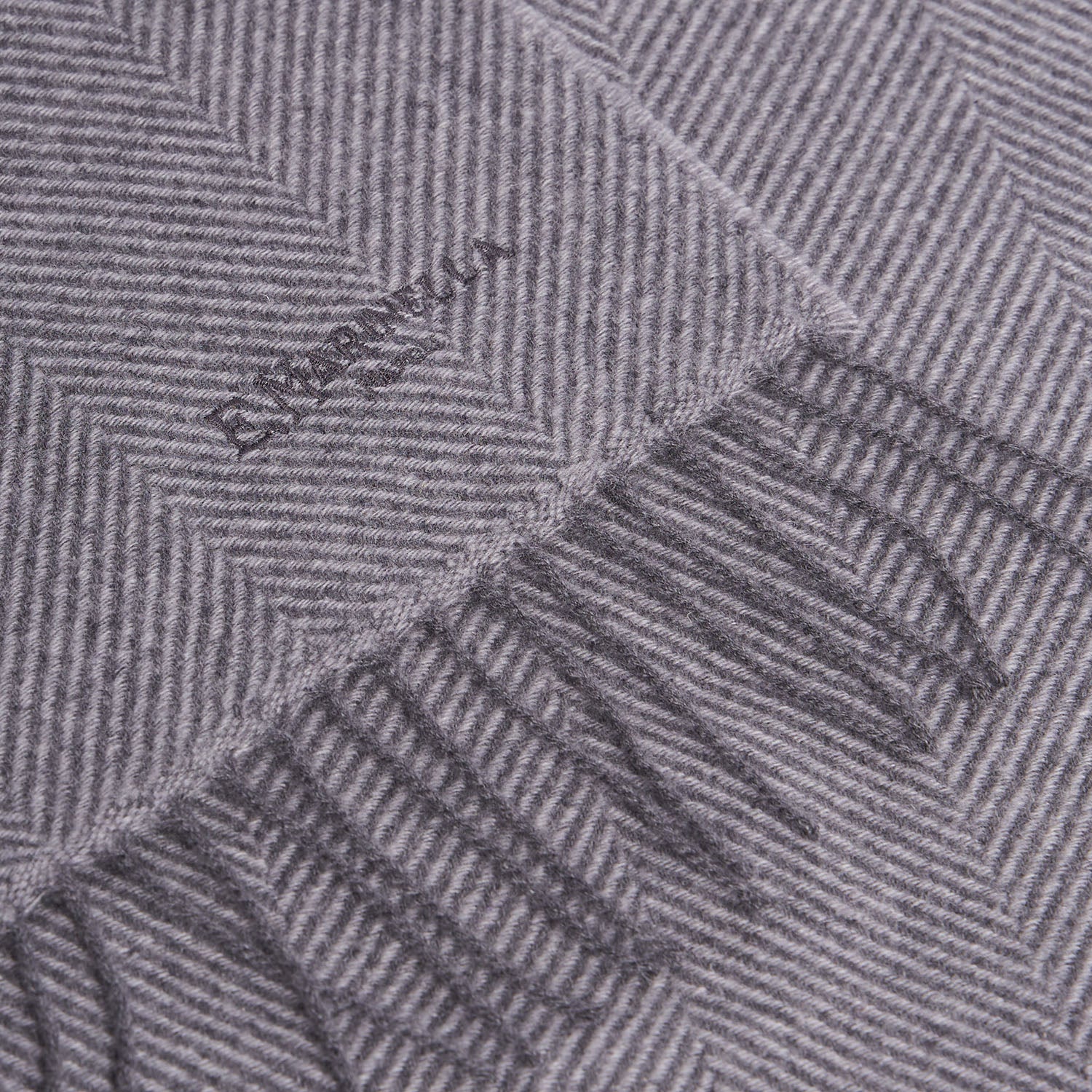 LIGHT GREY FRINGED SCARF - Image 4