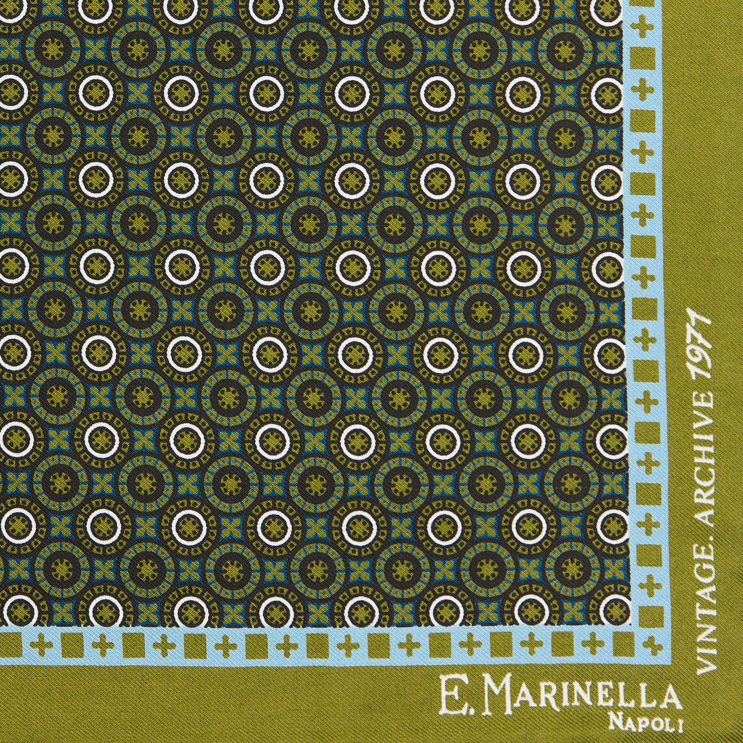 OLIVE GREEN HAND-PRINTED SILK POCKET SQUARE - Image 3