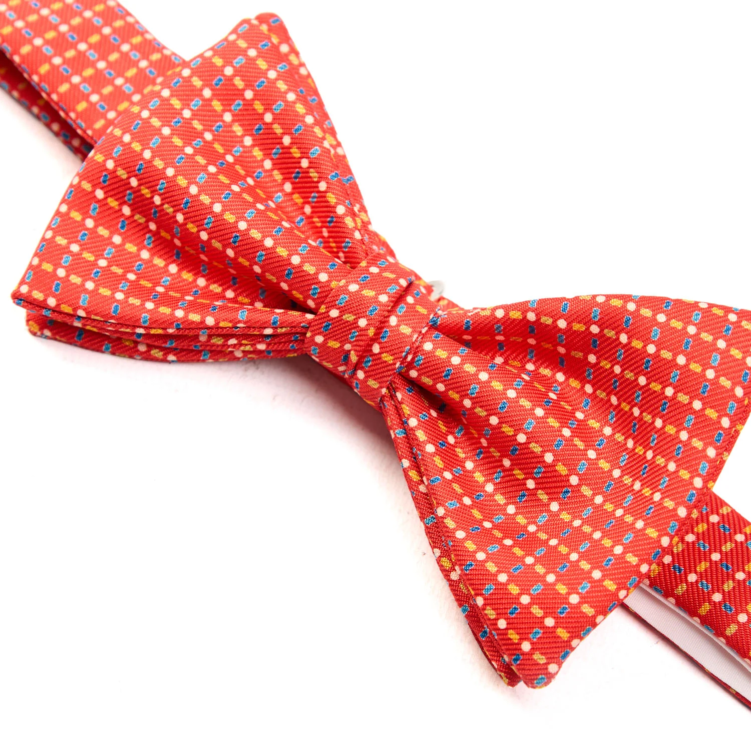 RED PRE-KNOTTED SILK BOWTIE - Image 2