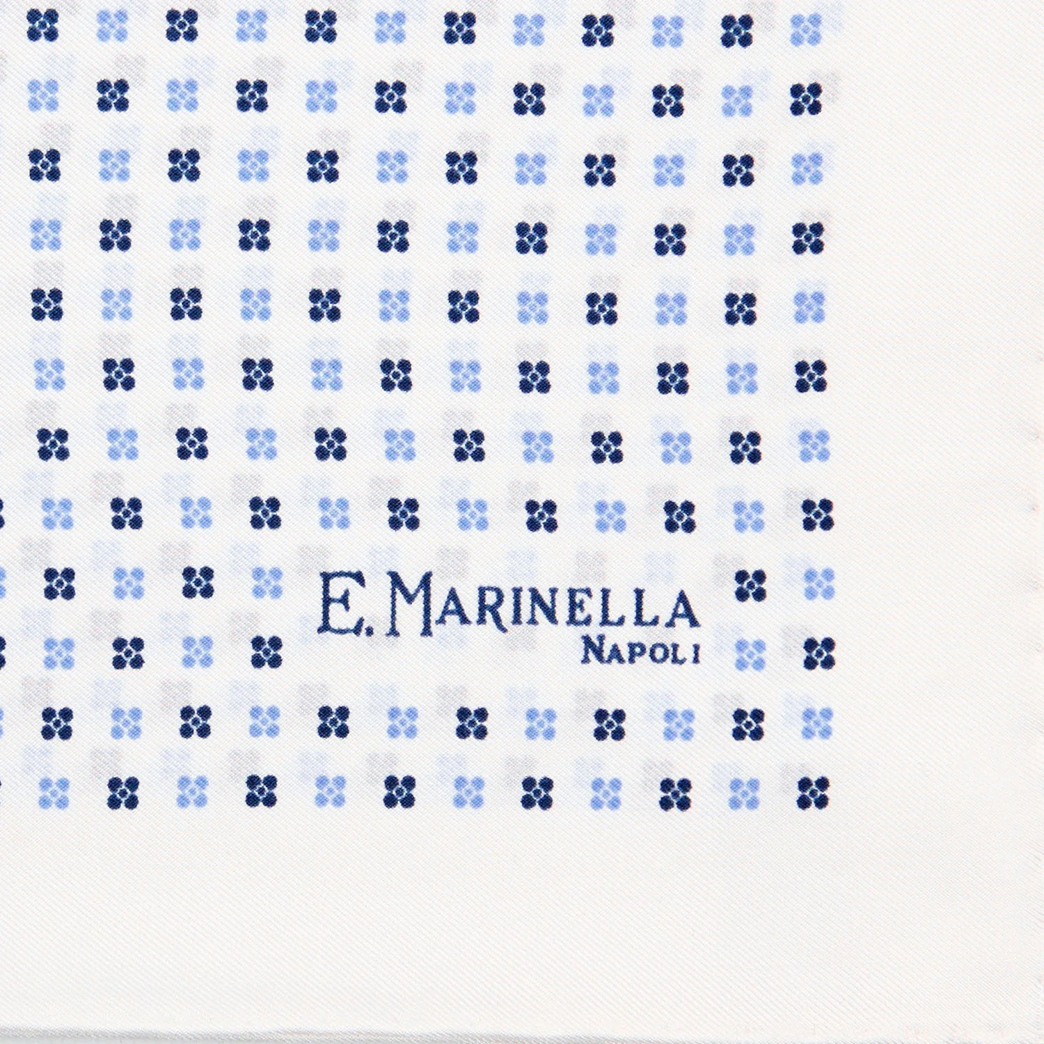 WHITE HAND-PRINTED SILK POCKET SQUARE - Image 3